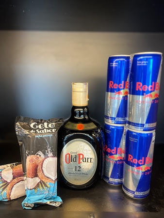 1 OLD PAR 1l + 4 RED BULL + 2 GELO SABOR